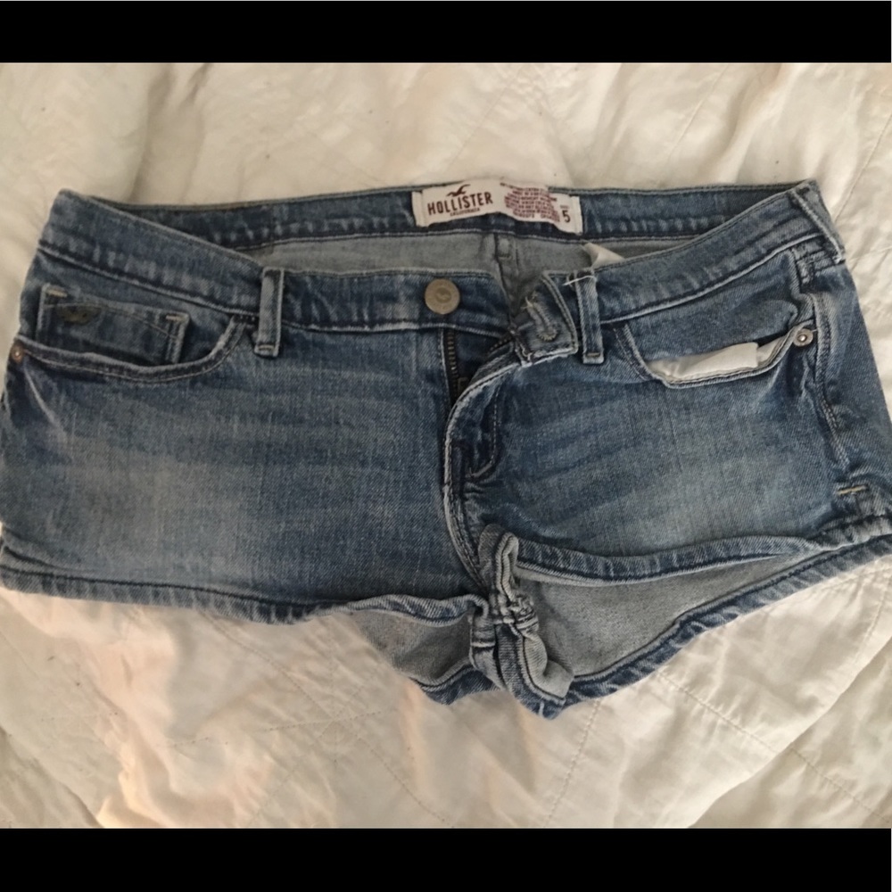 Hollister size 5 jean shorts